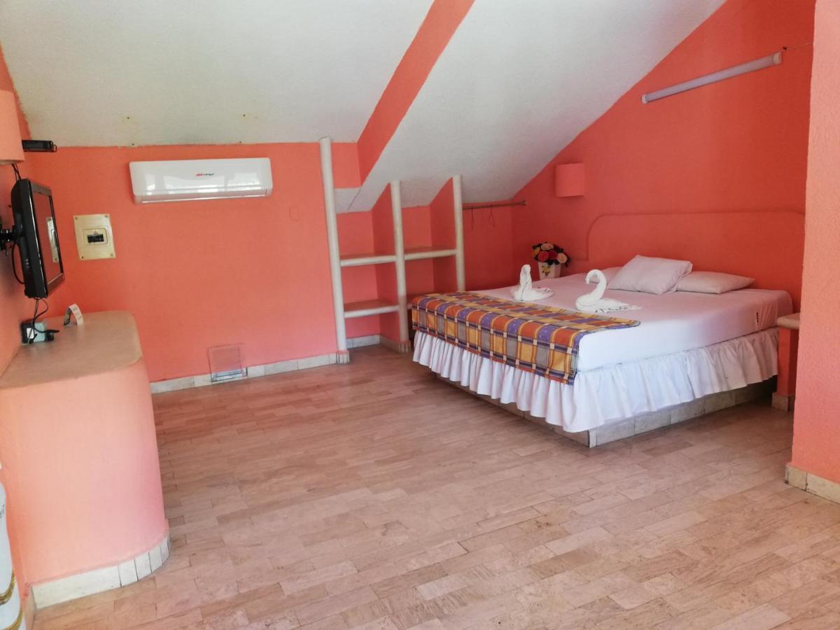 Hotel Canaima Suites อากาปุลโก ภายนอก รูปภาพ